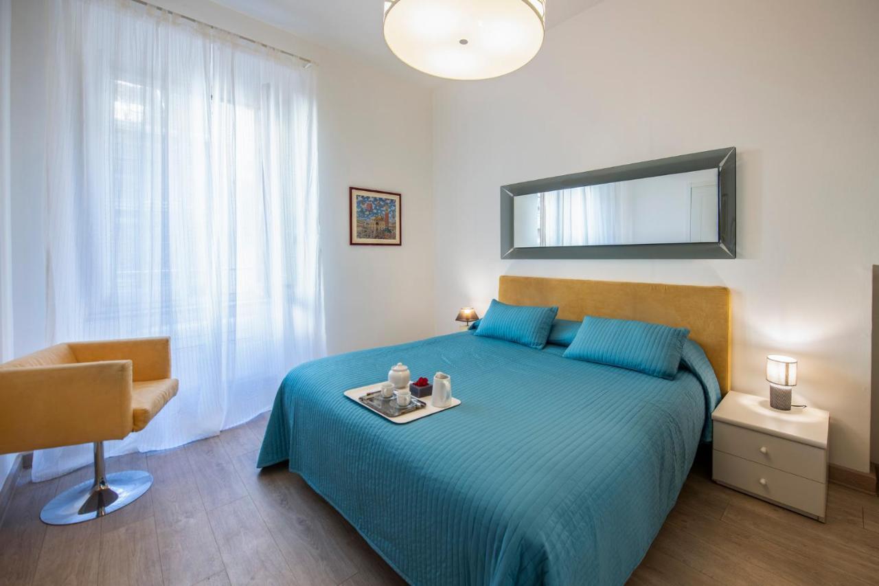 Mamo Florence - Amalia Piazza Signoria Apartment Eksteriør billede